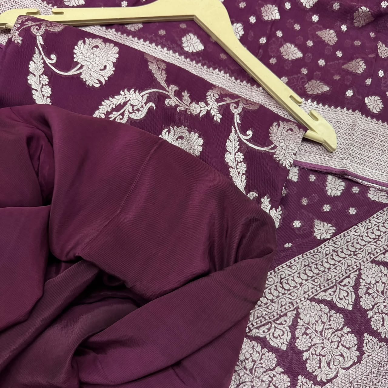 VISCOSE SILVER ZARI (CI1-