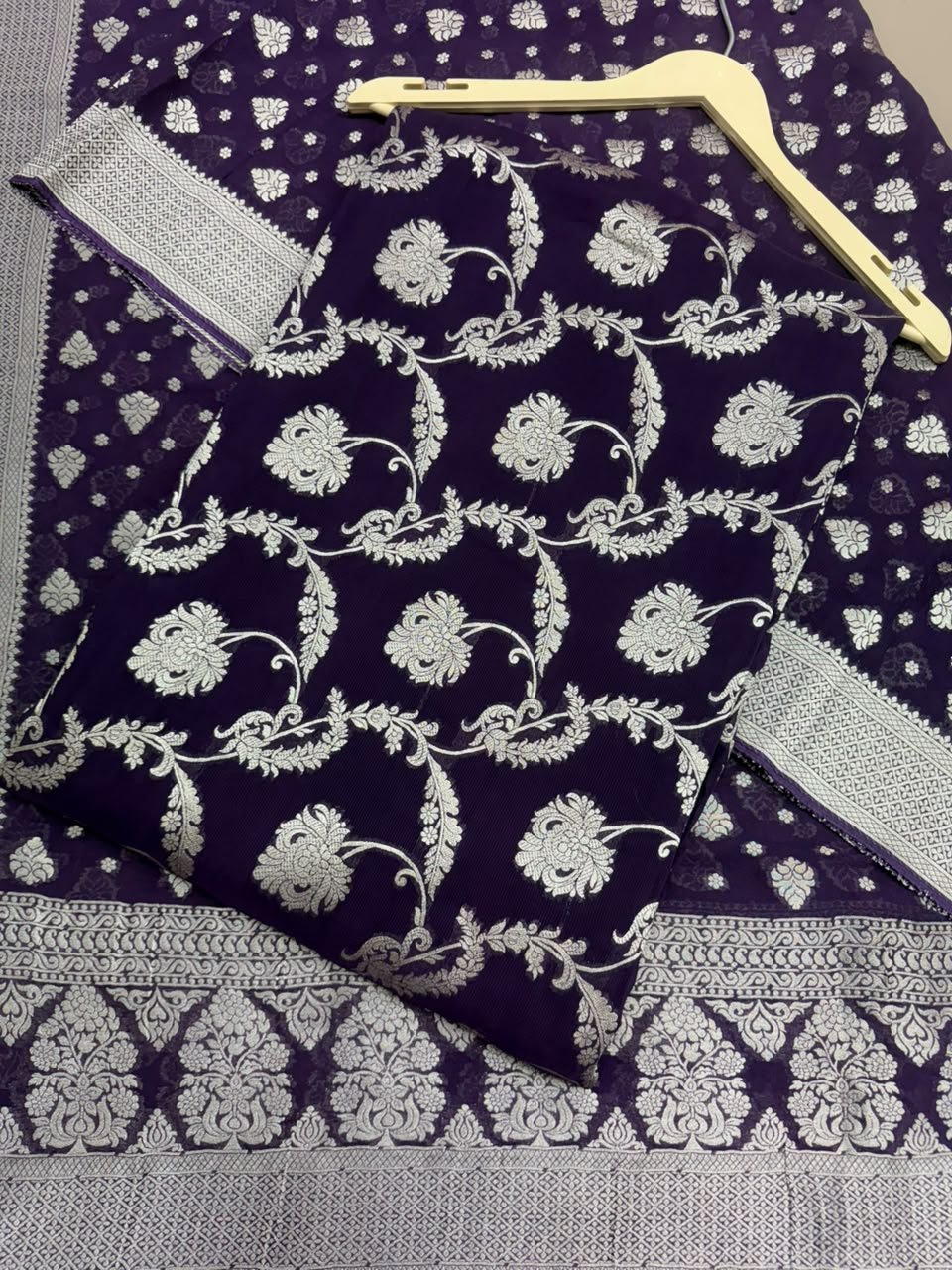 VISCOSE SILVER ZARI (CI4-