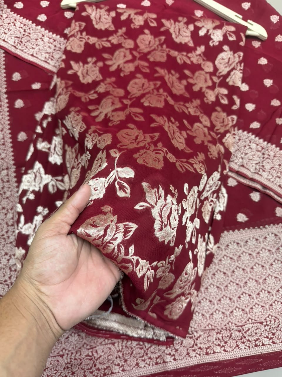 VISCOSE SILVER ZARI (CI4-