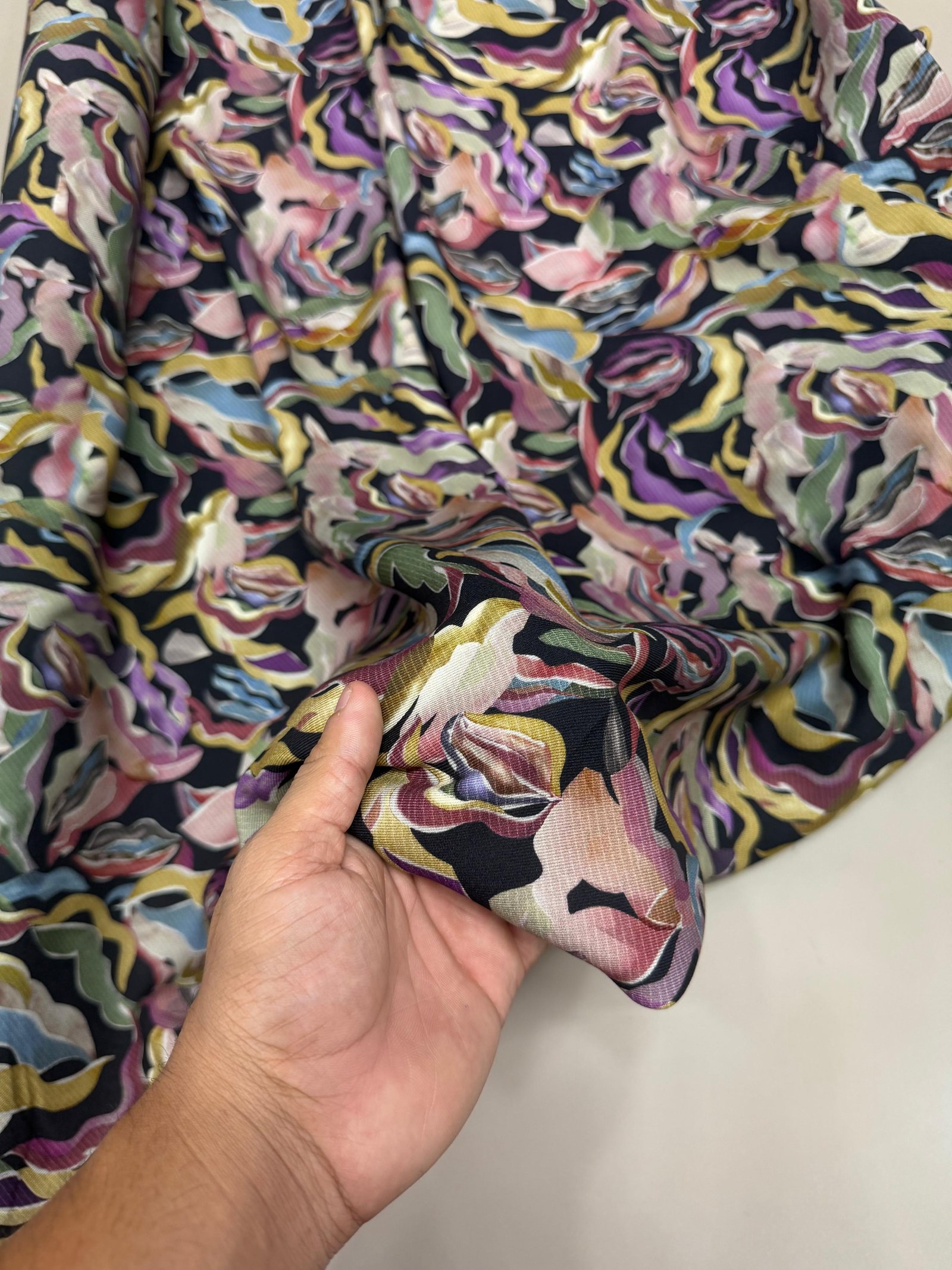 PURE WOOL PRINTS (WLPT