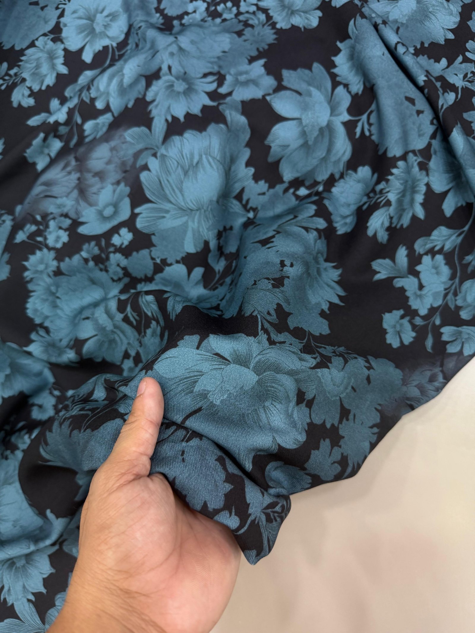 PURE WOOL PRINTS (WLPT