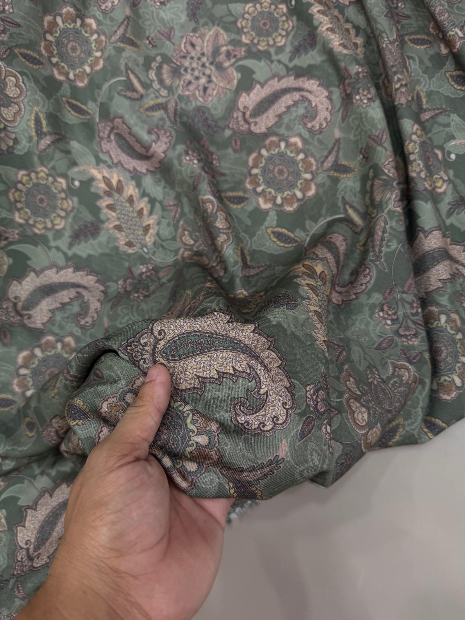 PURE WOOL PRINTS (WLPT