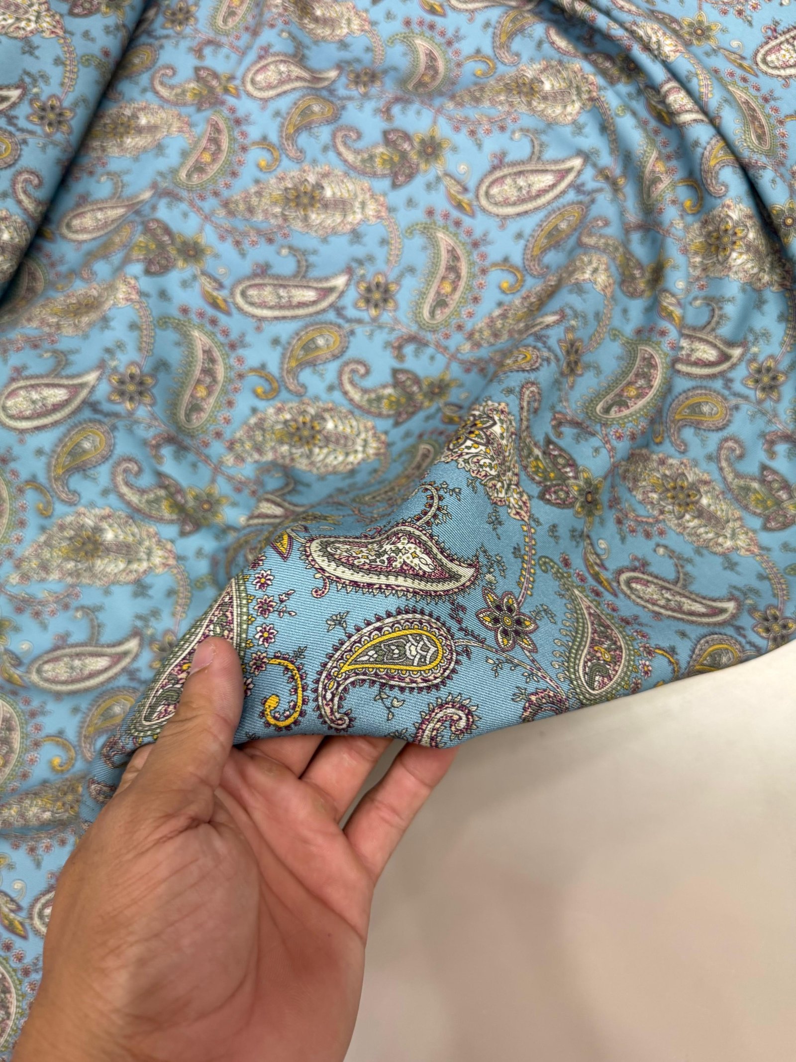 PURE WOOL PRINTS (WLPT