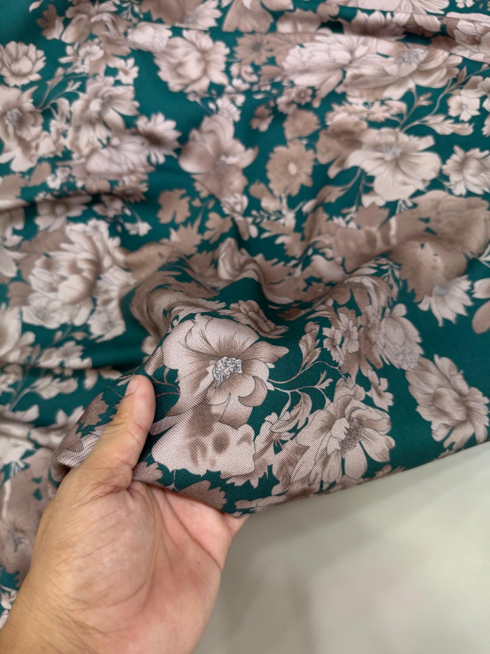 PURE WOOL PRINTS (WLPT