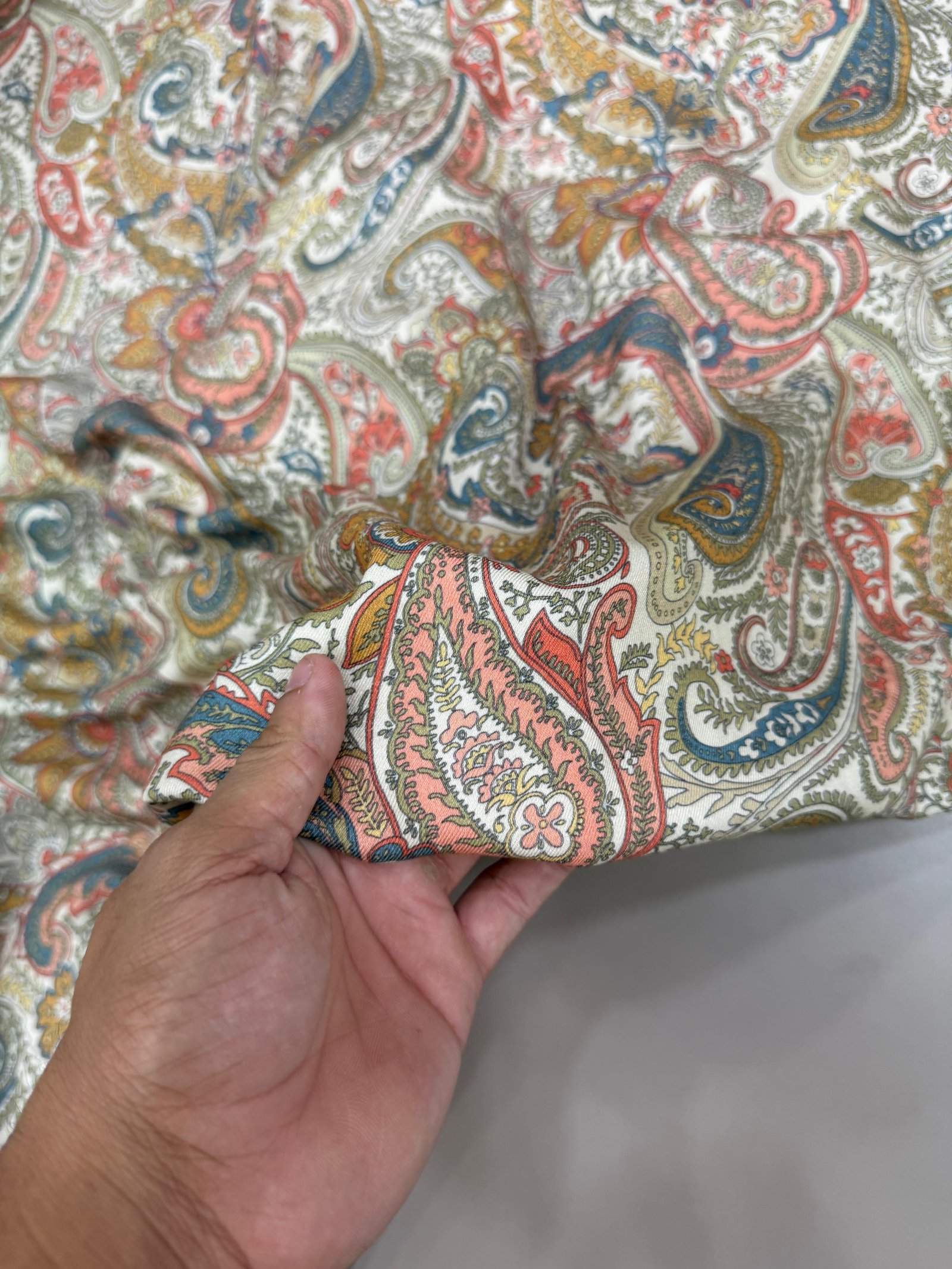 PURE WOOL PRINTS (WLPT