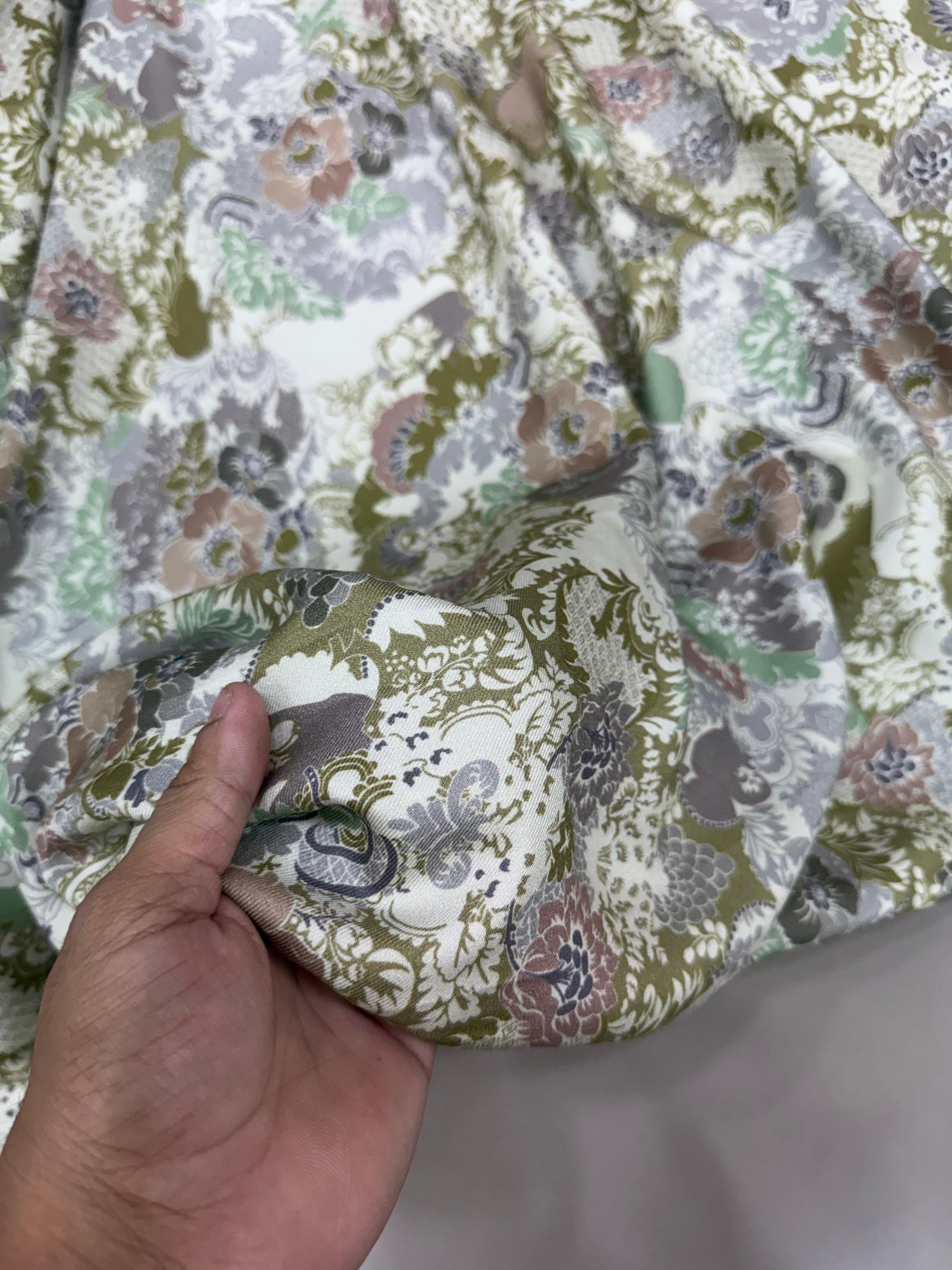 PURE WOOL PRINTS (WLPT