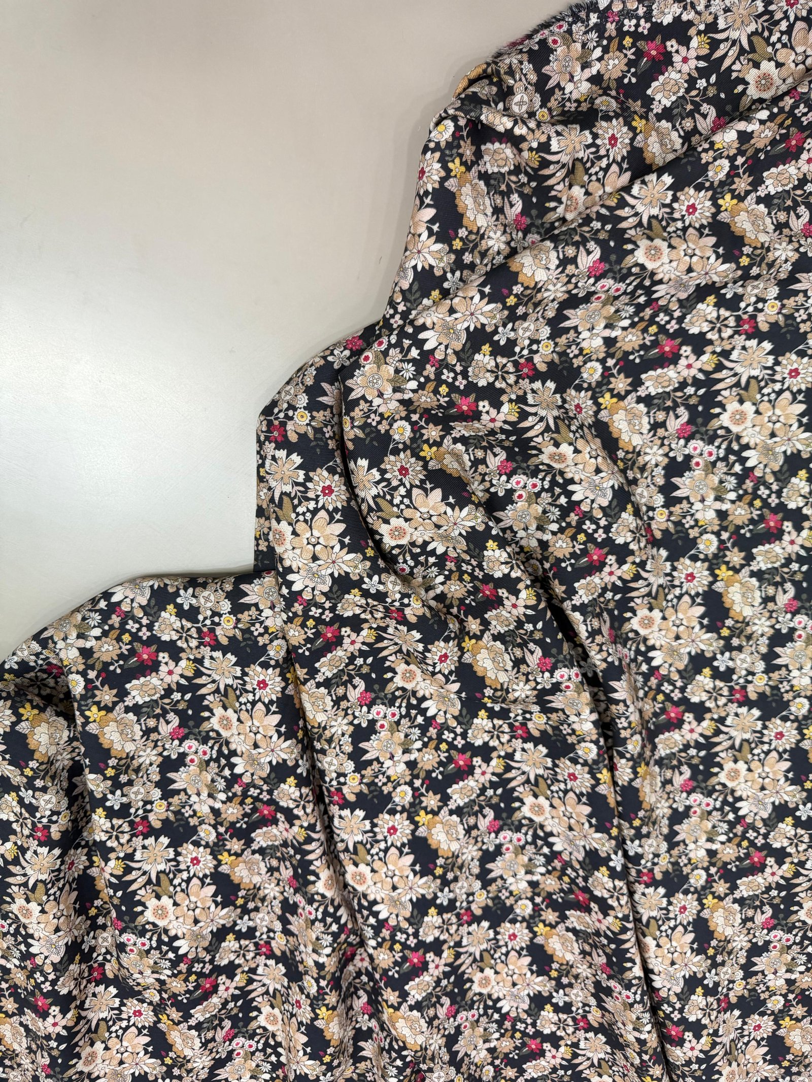 PURE WOOL PRINTS (WLPT