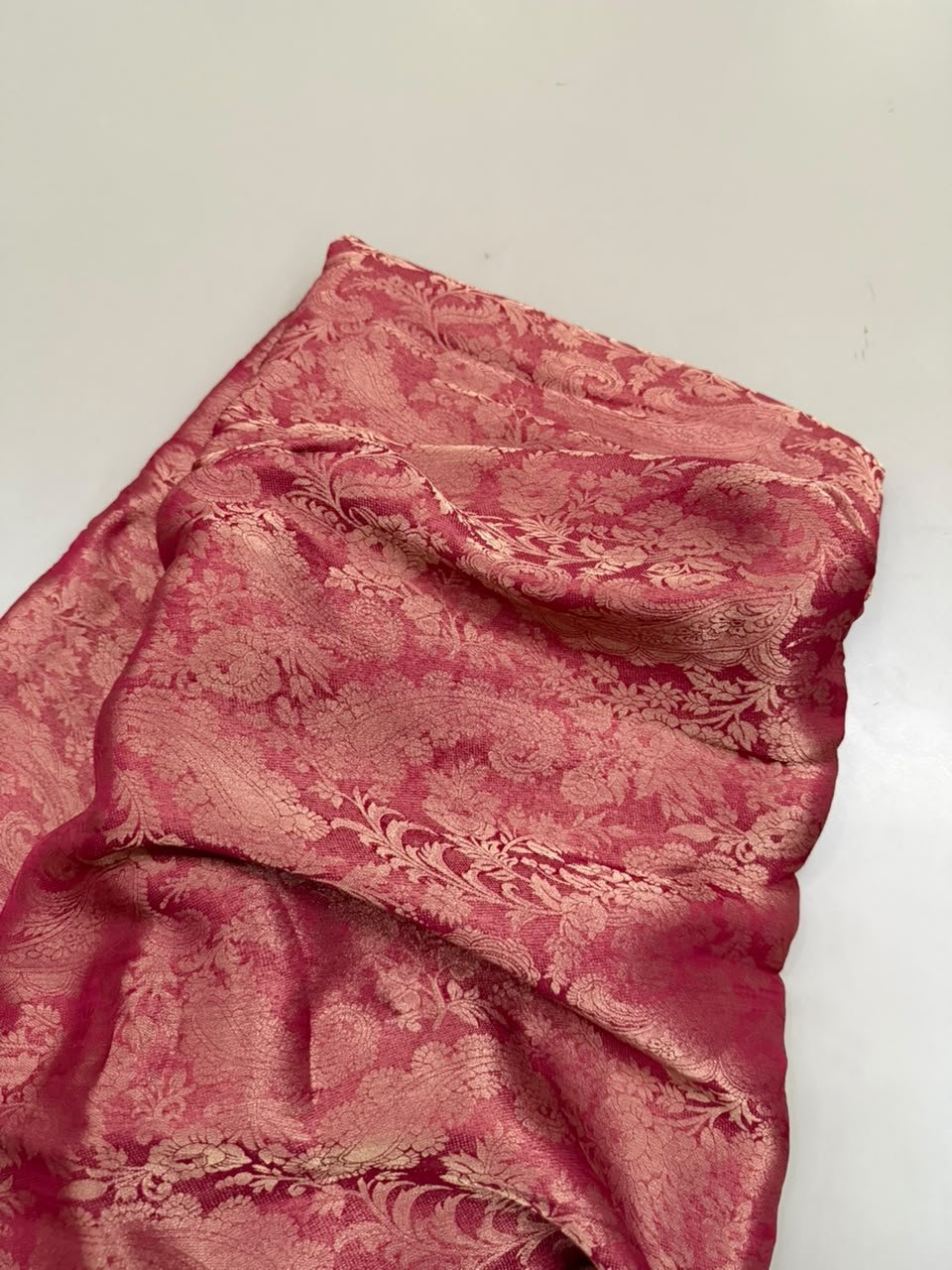 TISSUE (KT04-