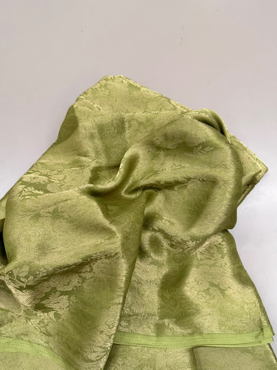 TISSUE (KT04-