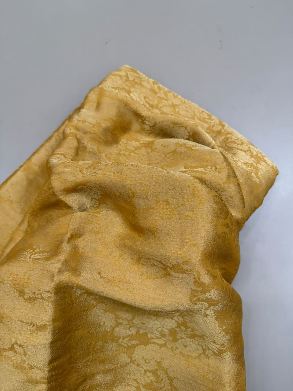 TISSUE (KT04-