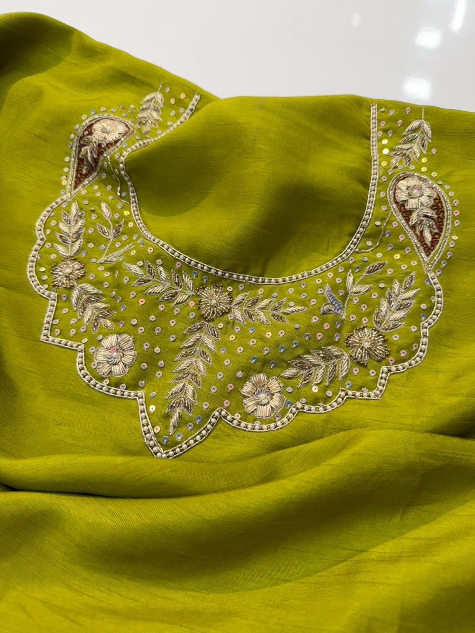 EMBROIDARY HAND WORK SUIT (SD362-