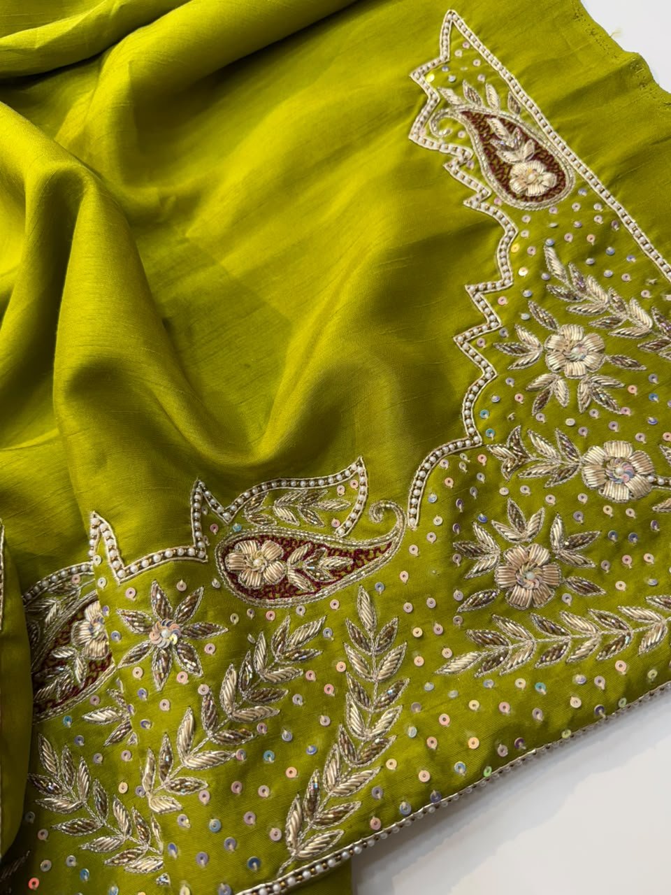 EMBROIDARY HAND WORK SUIT (SD362-