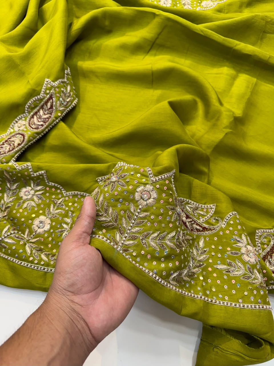 EMBROIDARY HAND WORK SUIT (SD362-